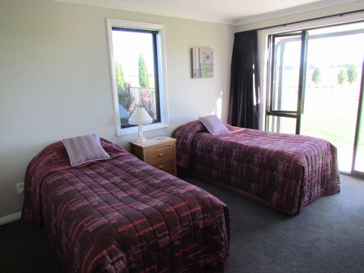 9a Racecourse Road Winton_10