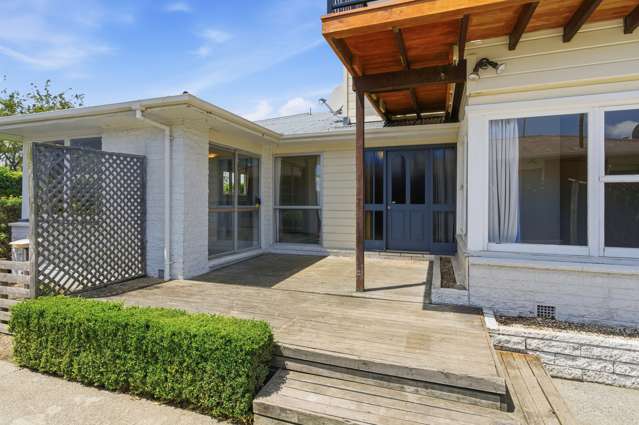 15 Wychwood Crescent Bishopdale_2