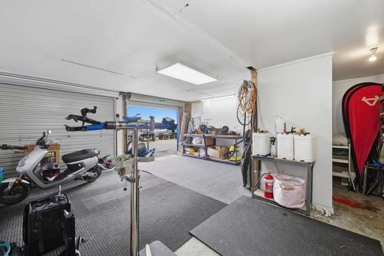 279 Dee Street Avenal_22