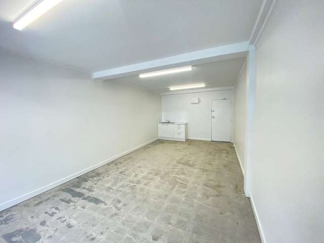 Ground/23 Bay Road Wellington_2