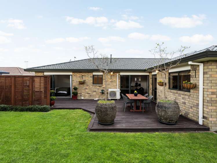 64 Bouverie Crescent Flagstaff_9