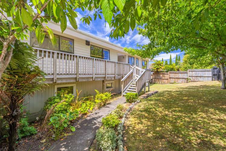 17 Besley Place Acacia Bay_22