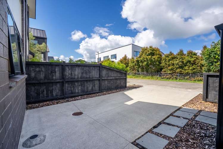 7 Observation Green Hobsonville_16