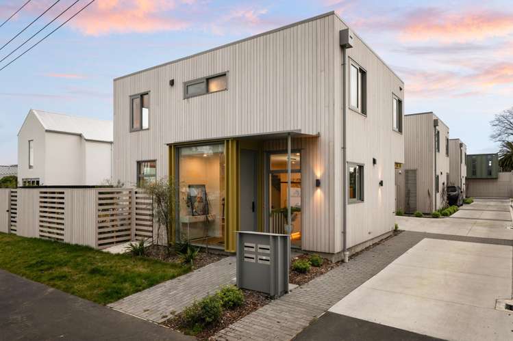 1/42 Browns Road St Albans_17