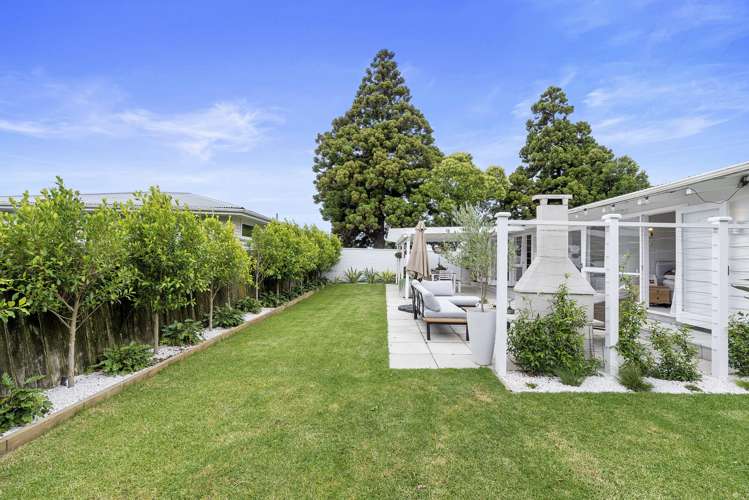 64 Tiroroa Avenue Te Atatu South_14