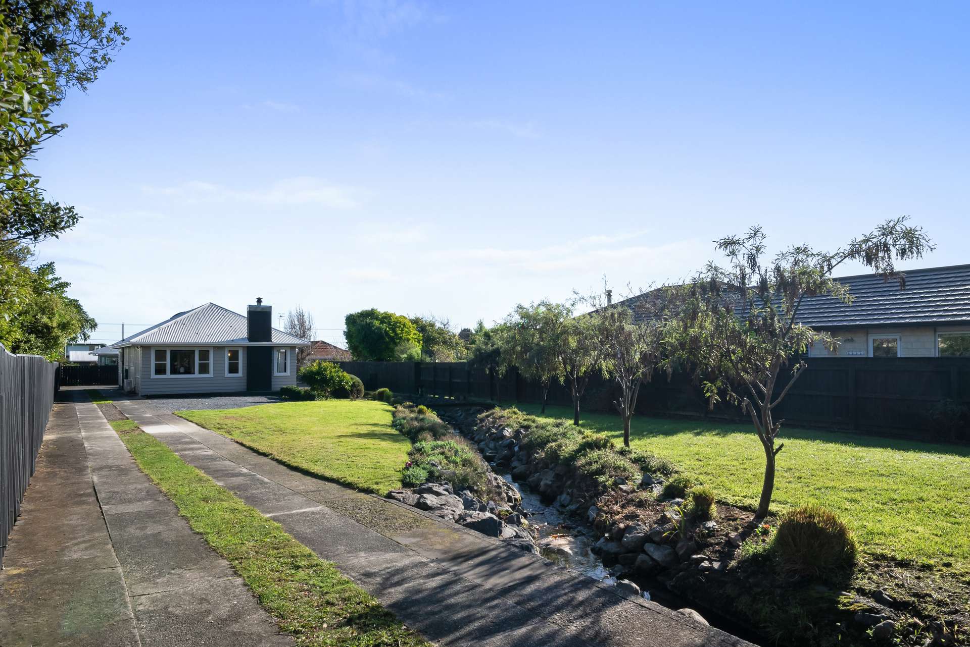 118 Main Road Waikanae_0