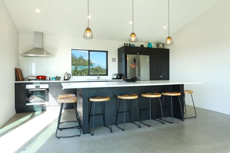 668 Te Hutewai Road Raglan_7