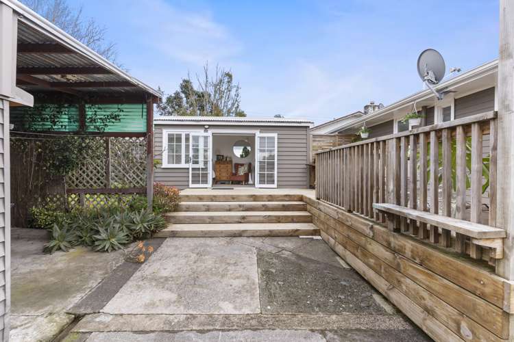 61 Glen Marine Parade Glendene_23