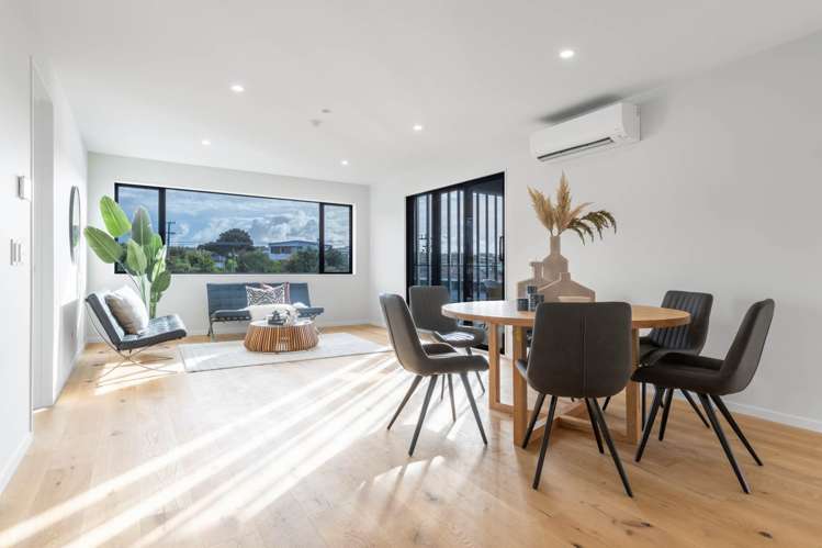 10/403 Beach Road Mairangi Bay_2