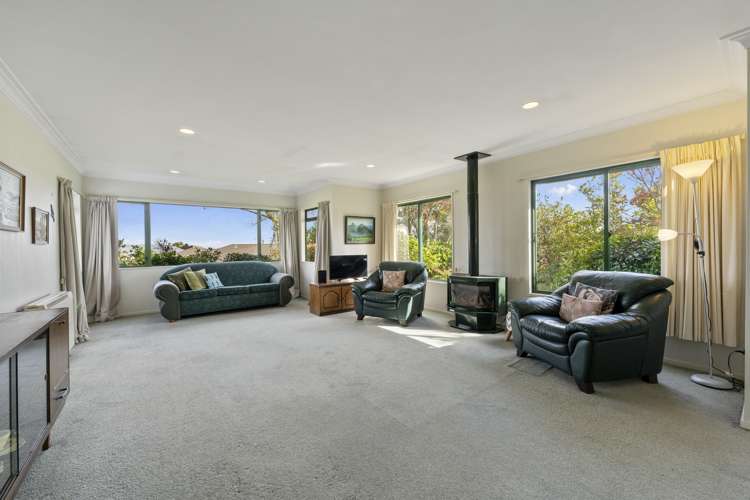 1/9 Astelia Way Waipahihi_1