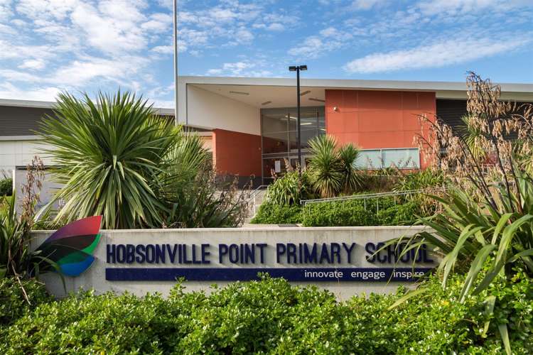 5 Frank Gill Road Hobsonville_18