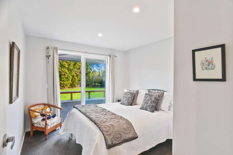 76 Riddell Road_5