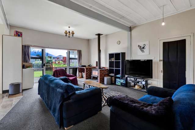 2 Whitcombe Terrace Midhirst_4