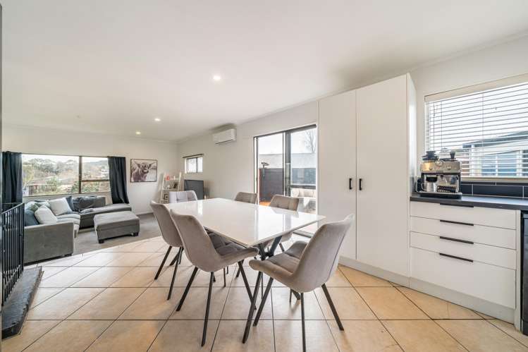 5 Edelweiss Grove Timberlea_11