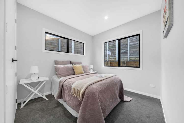 35 Hing Street Flat Bush_13