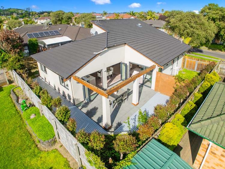 25 Erne Crescent East Tamaki_17