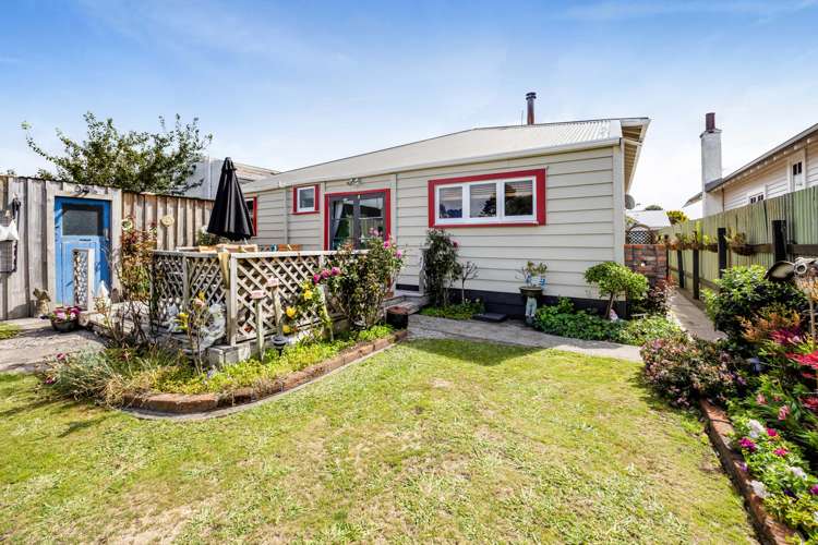 54 Disraeli Street Hawera_16