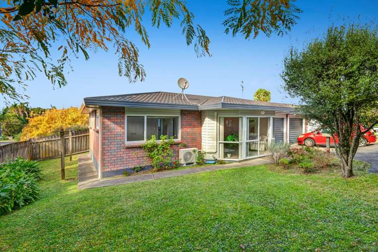 130M Lakeside Drive Orewa_8