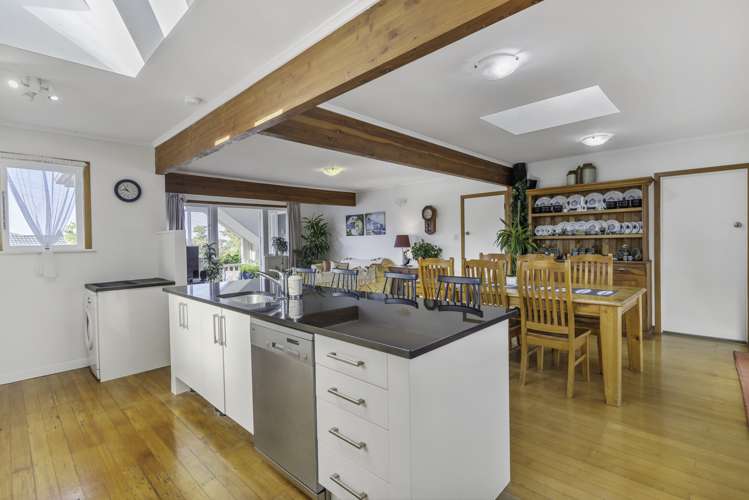 1/27 Tui Glen Road Birkenhead_11