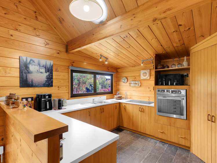 93 Penny Road Pirongia_14