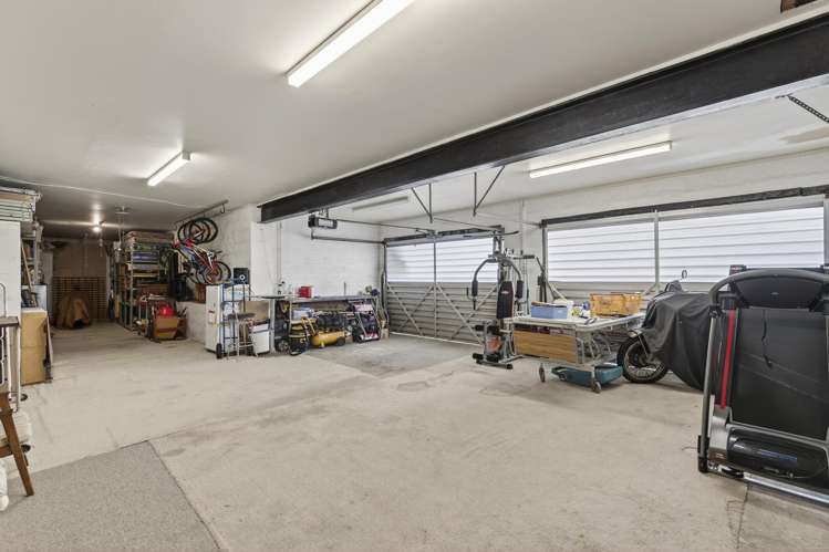 5 Whitby Place Westown_20