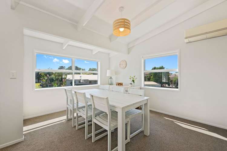 296 Range Road Papamoa_5