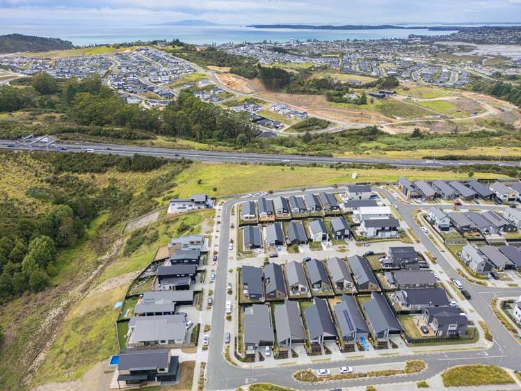 4 Poroporo Lane Wainui_22