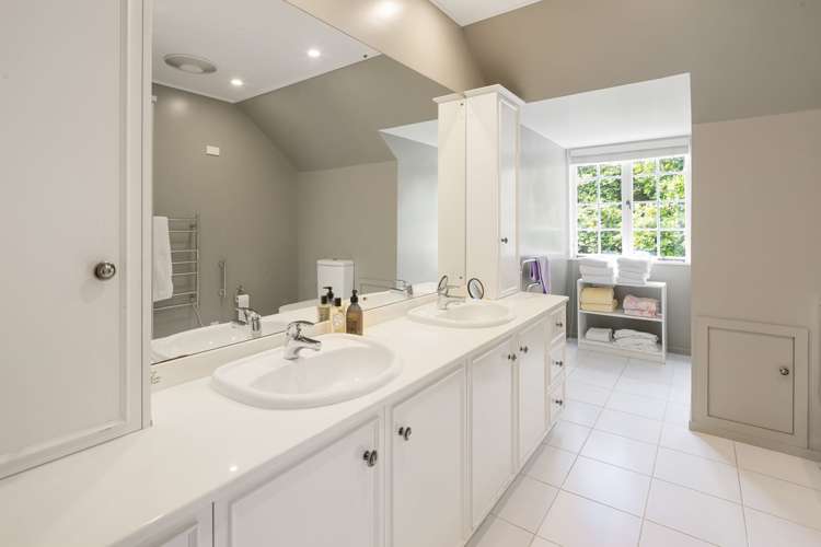 4 Pollock Drive Chartwell_20