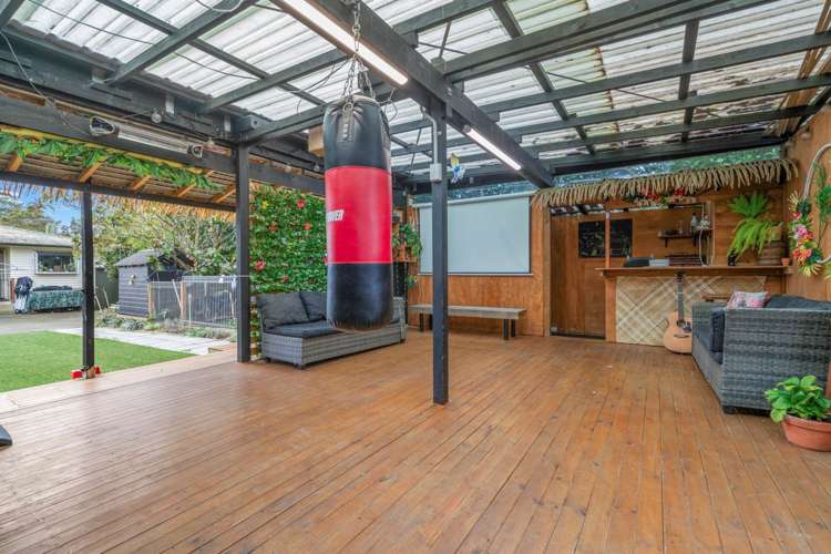 496 Swanson Road Ranui_13