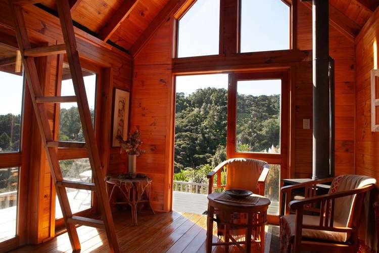 132 Lone Kauri Road Karekare_4