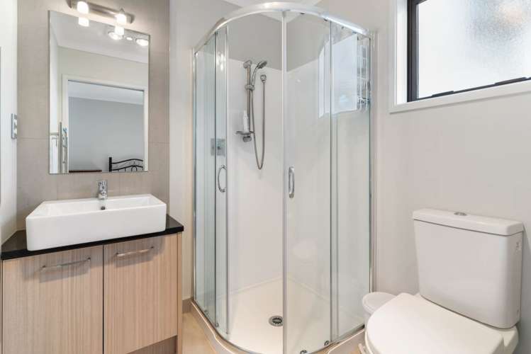 14 Hirimate Place Flat Bush_27