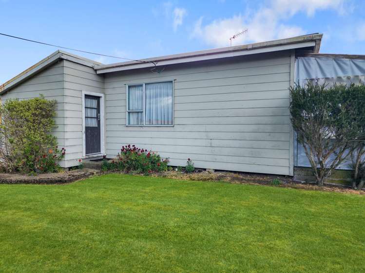 16 Leader Street Riverton_15