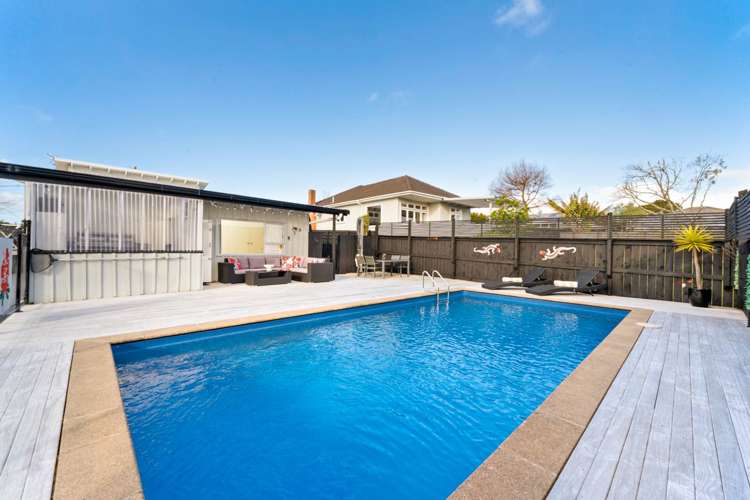 39 Willerton Avenue New Lynn_22