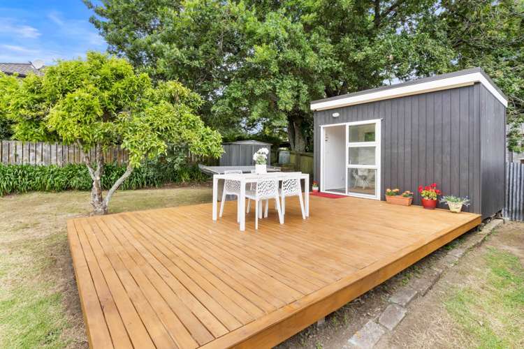 15 Rambler Crescent Beach Haven_11