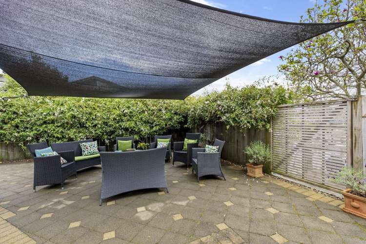 6 Portland Street Welcome Bay_19