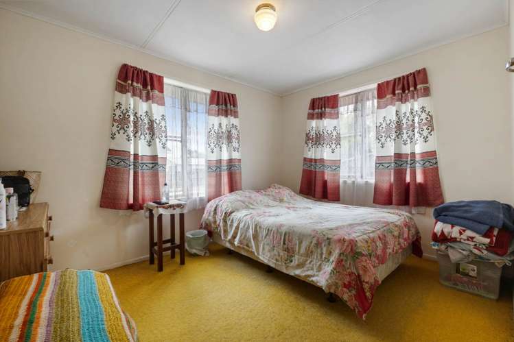 8 Stainton Place Otara_12