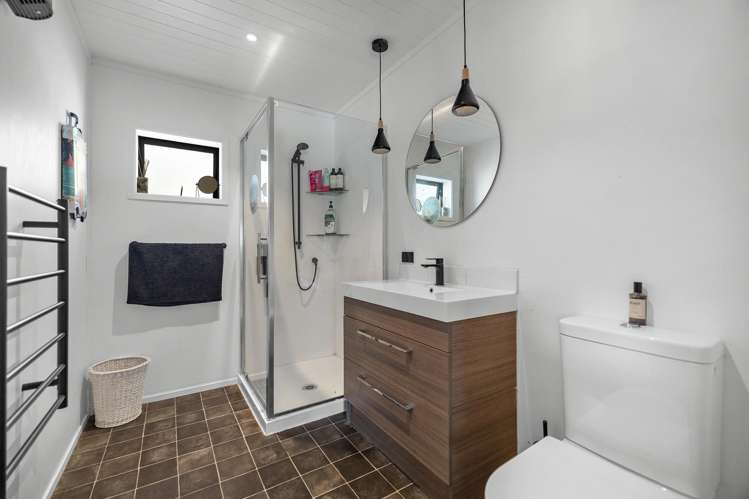 16 Lochburn Avenue Glenorchy_7