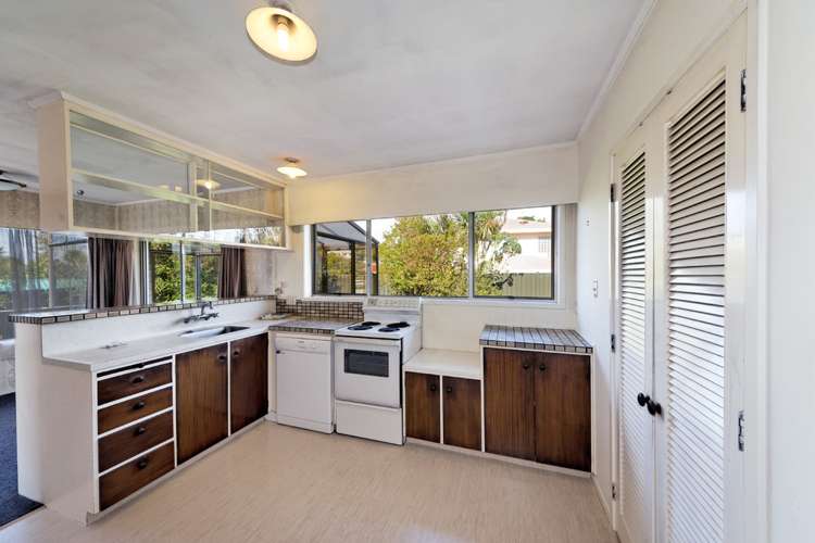 136 Godley Road Green Bay_10