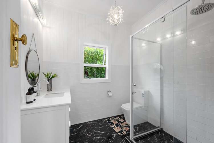 1/317 Lake Road Takapuna_13