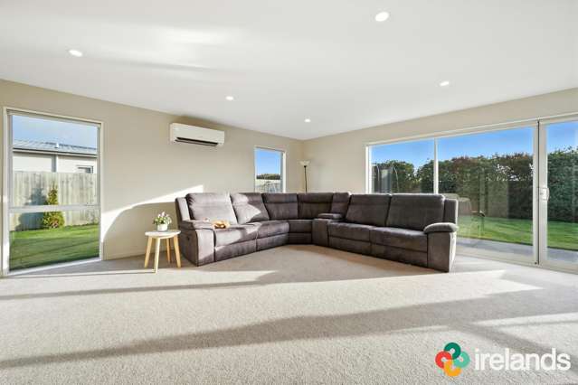 53 Kingsbridge West Burwood_4