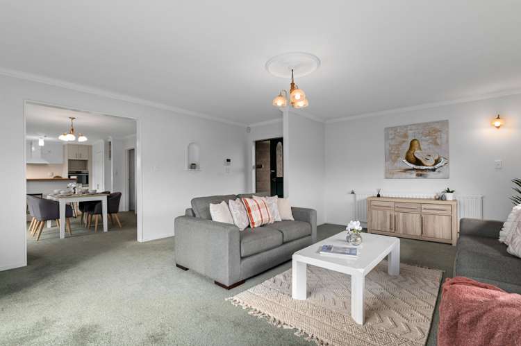 42 Robertson Street Glenholme_10