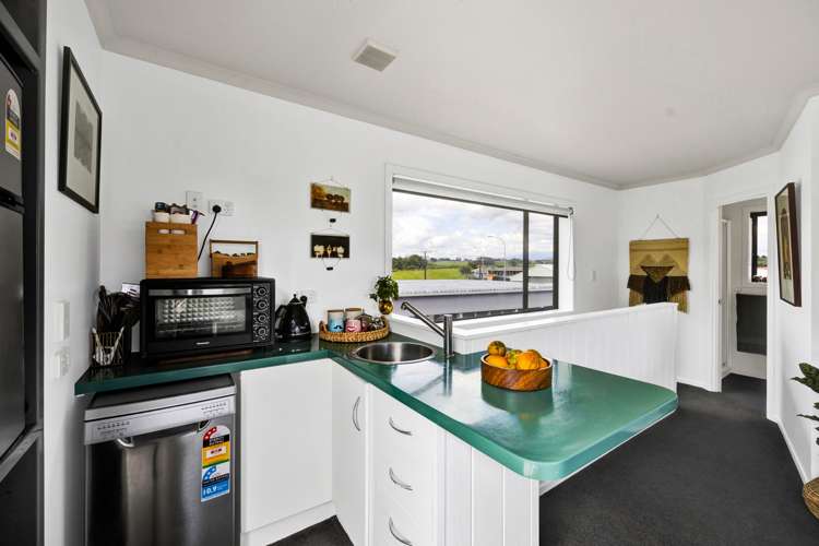 14 West Quay Waitara_19