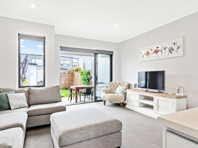 17 Ian Morrison Road Hobsonville_5