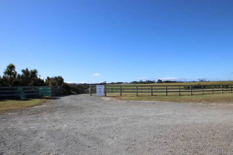 22 Ronas Place Kaingaroa_15