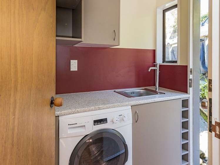 1/187 Princes Drive Britannia Heights_12