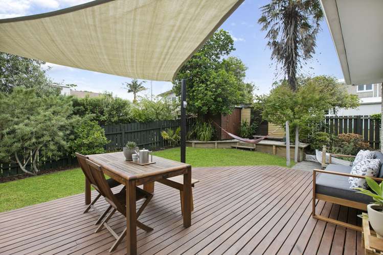 3 Rosecamp Road Beach Haven_15