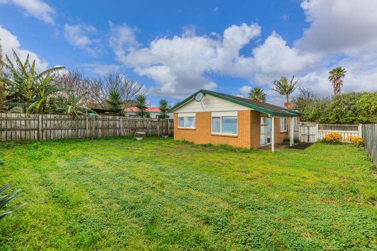 11 Bill Phillip Place Clendon Park_16