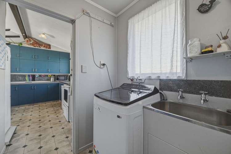 12A Gordon Road Western Heights_13