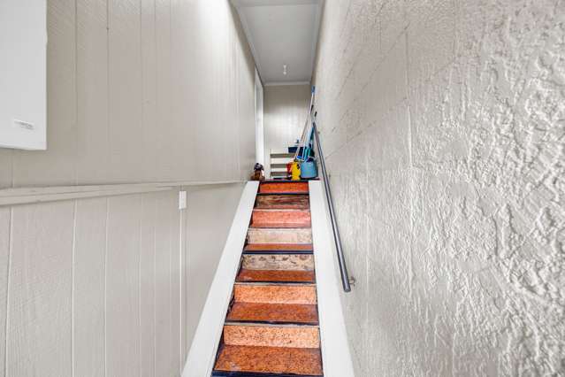 Flat 2/77 Gladstone Street Hawera_2