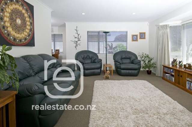 5 Hampervale Place Flat Bush_1